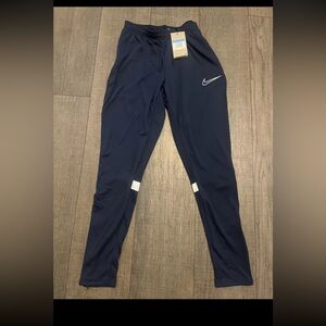 Nike pants bundle